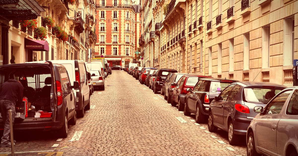 Paris takes aim at suvs with premium parking vote
