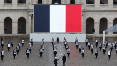 Macron pays tribute to french victims of hamas attack on israel