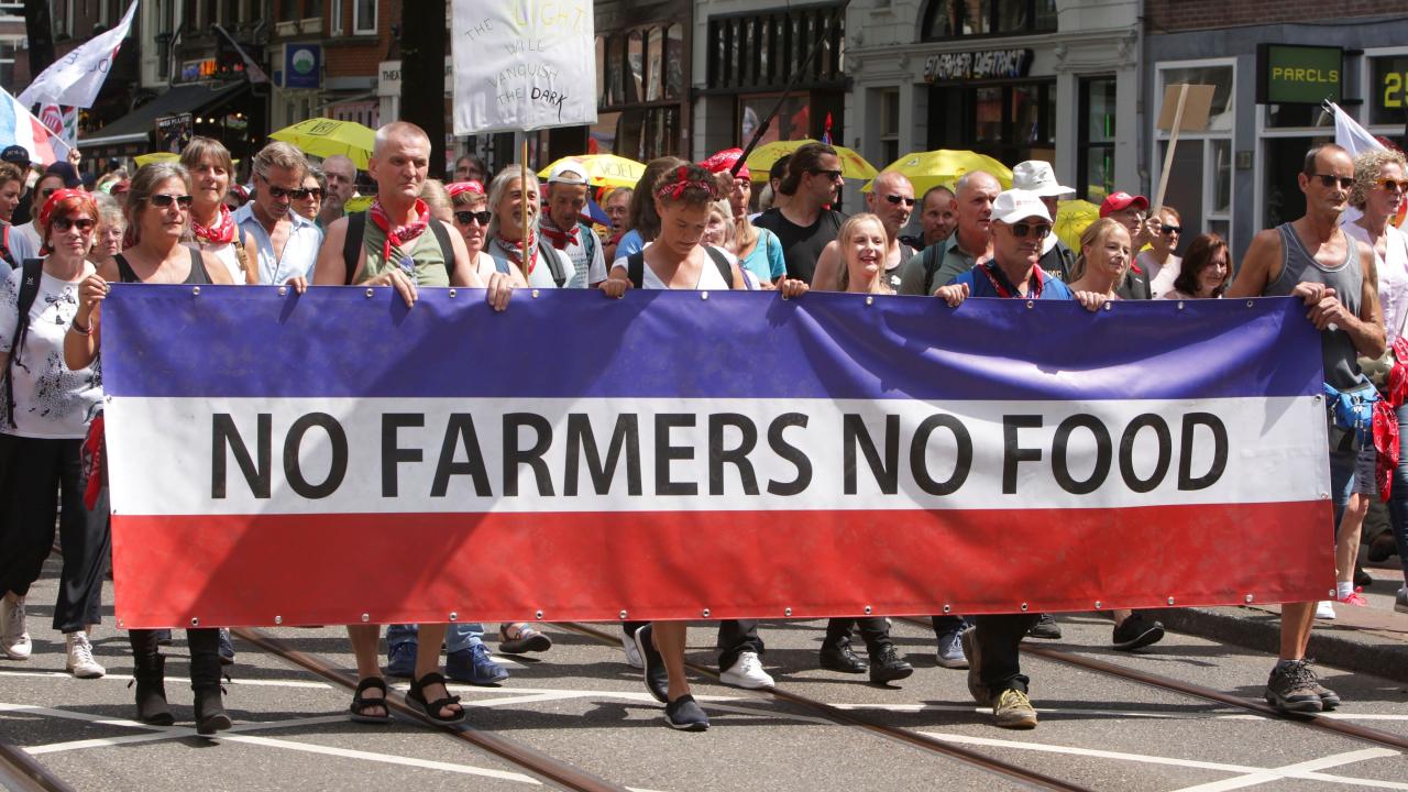 Protesting farmers in france lift roadblocks as standoff eases