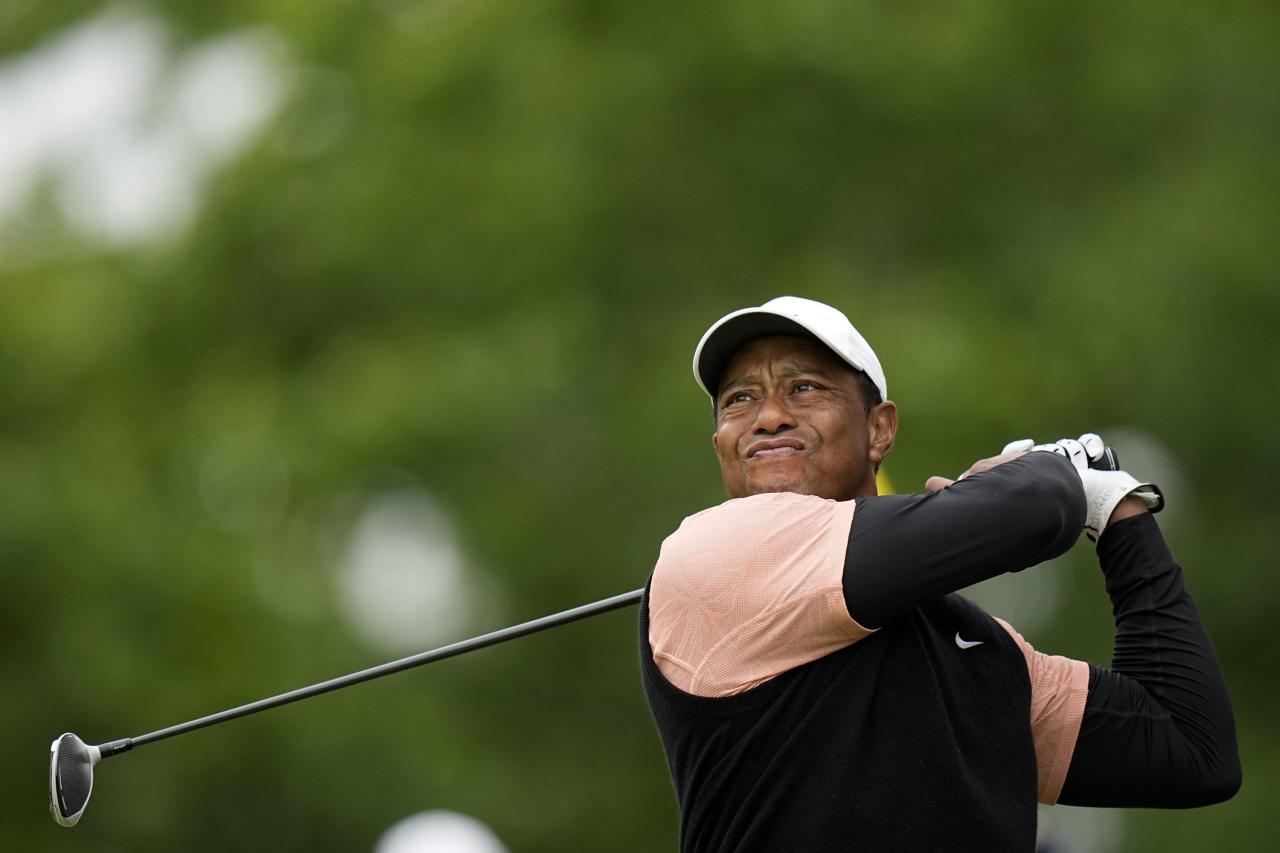 Woods inconsistent in pga return as cantlay leads at riviera