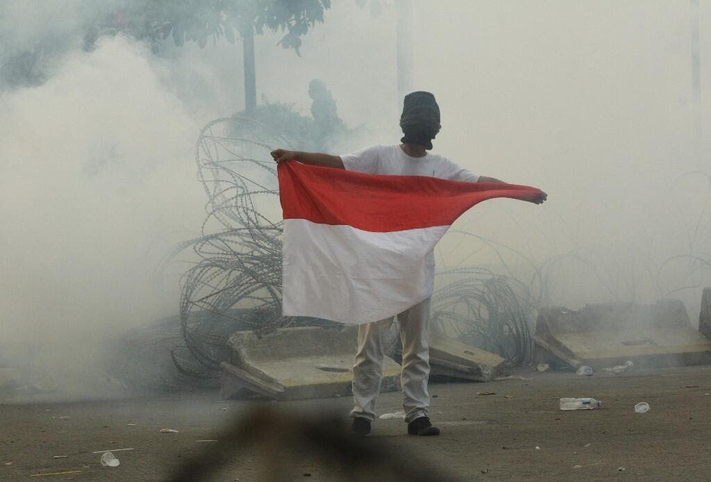 One dead at least 25 injured in comoros vote protests