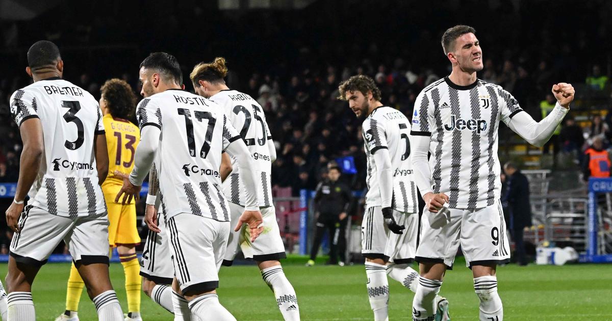 Vlahovic brace pushes juve two points behind leaders inter