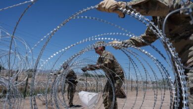 No these videos do not show tanks along the texas mexico border