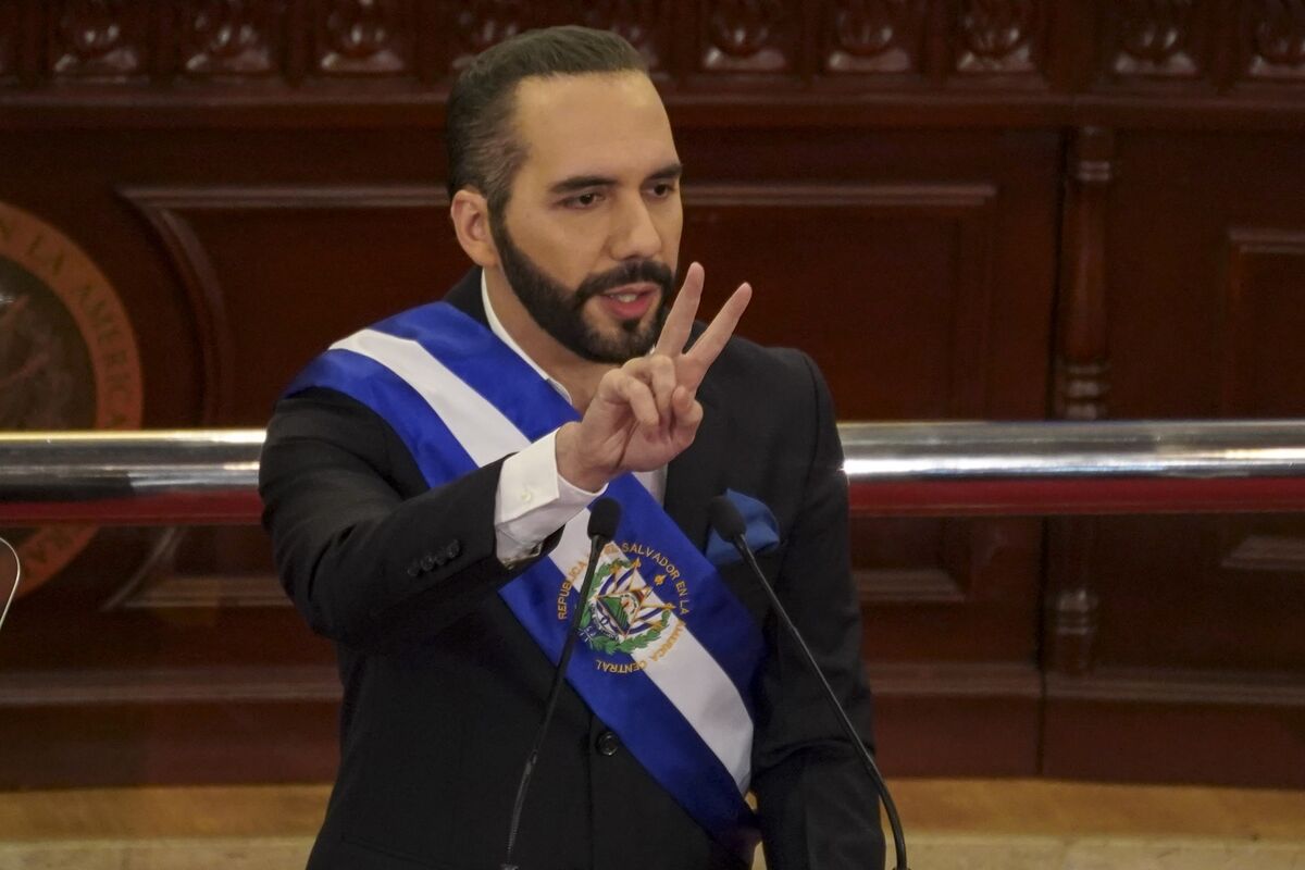 El salvador s president bukele claims record reelection victory