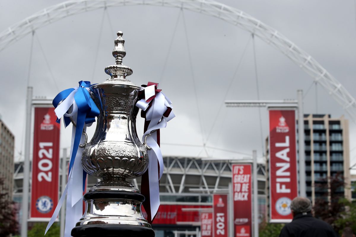 Forest everton move into fa cup fourth round after troubled week