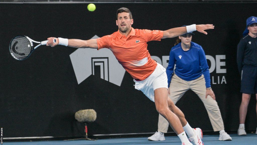 Dominant djokovic sweeps into australian open quarters