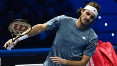 Tsitsipas struggles with back issue as chile stun greece at united cup