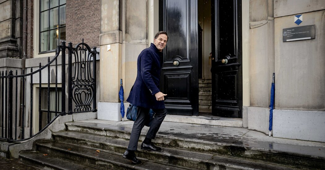 Dutch coalition talks close to collapse after key party pulls out