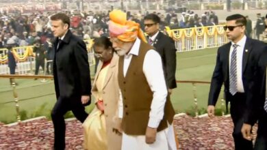 India fetes france s macron at annual military parade