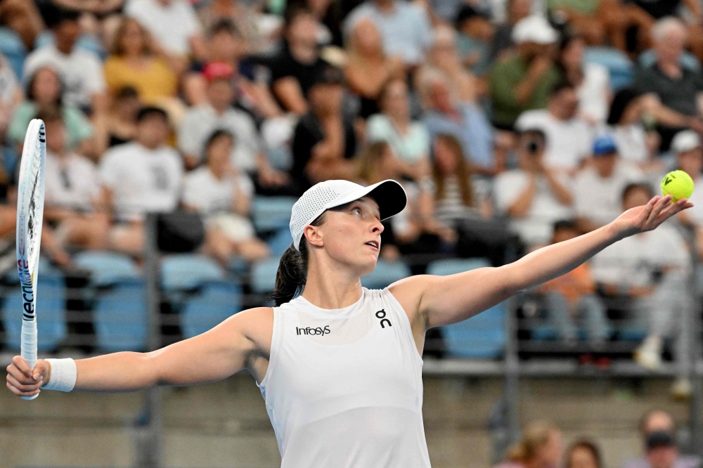 Swiatek to raducanu five women to watch at the australian open