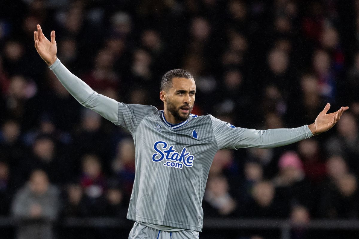 Calvert lewin sent off as everton hold palace in fa cup