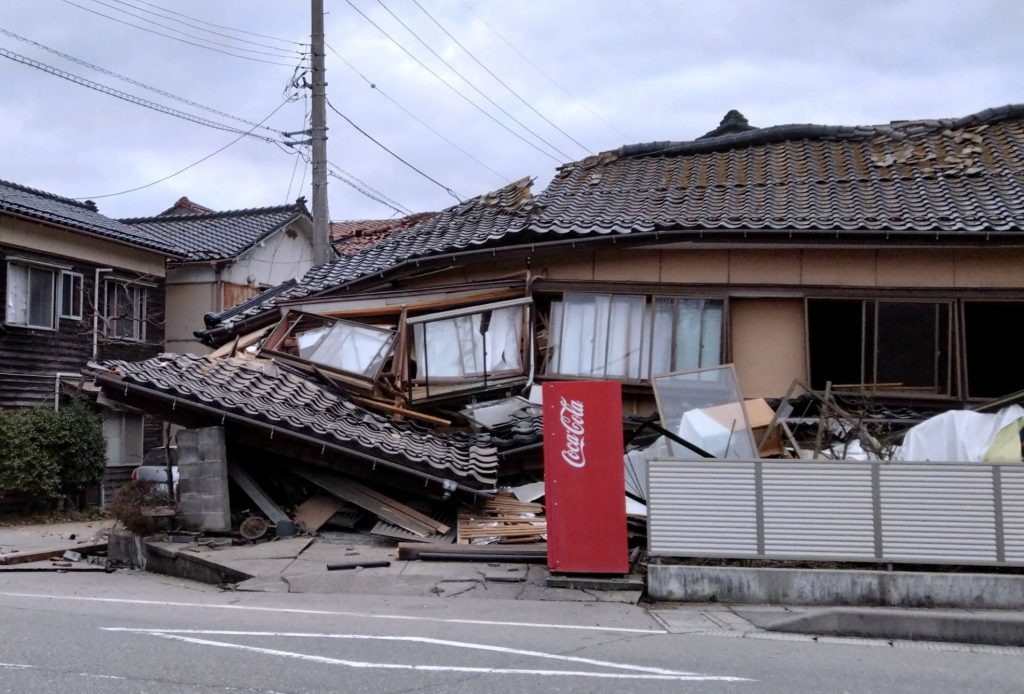 Japan 2011 tohoku earthquake happened did emaze impact march disaster magnitude