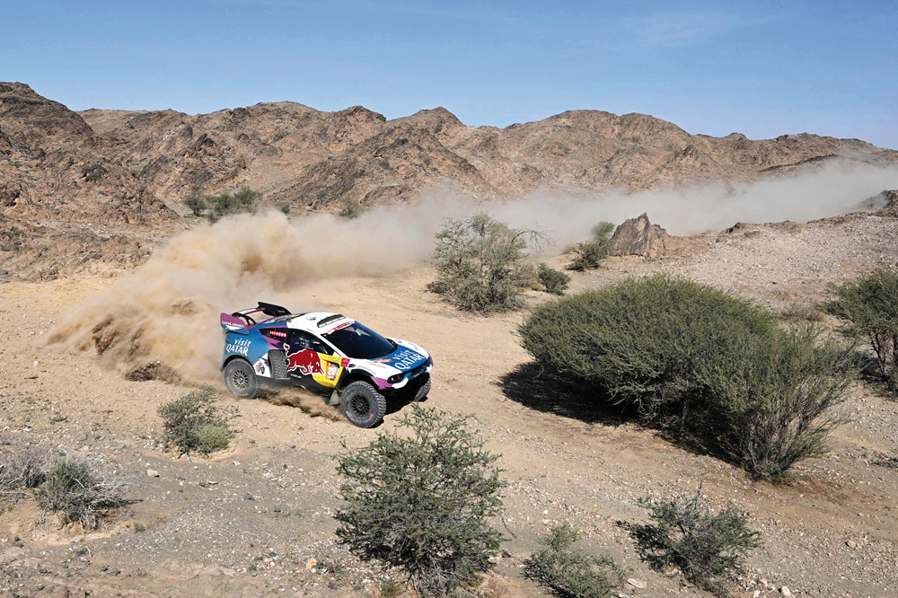 Al attiyah and quintanilla dominate dakar dunes to win stage 5