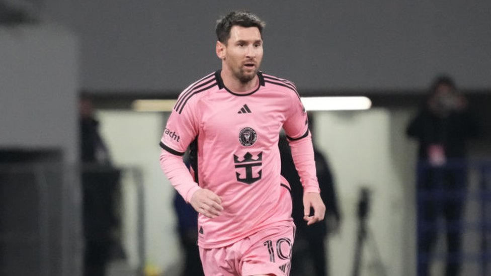 Messi denies political snub was behind hong kong no show