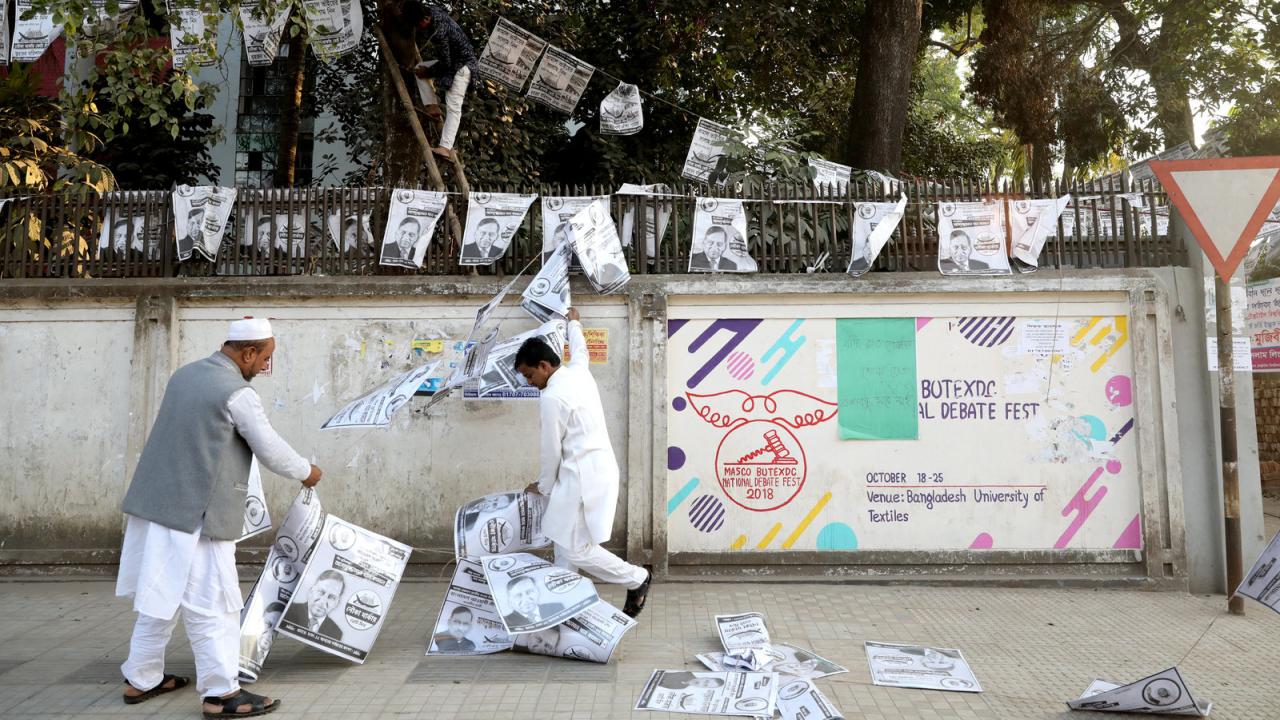 Bangladesh votes in election without opposition