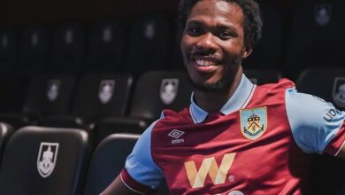 Burnley sign chelsea s fofana on loan