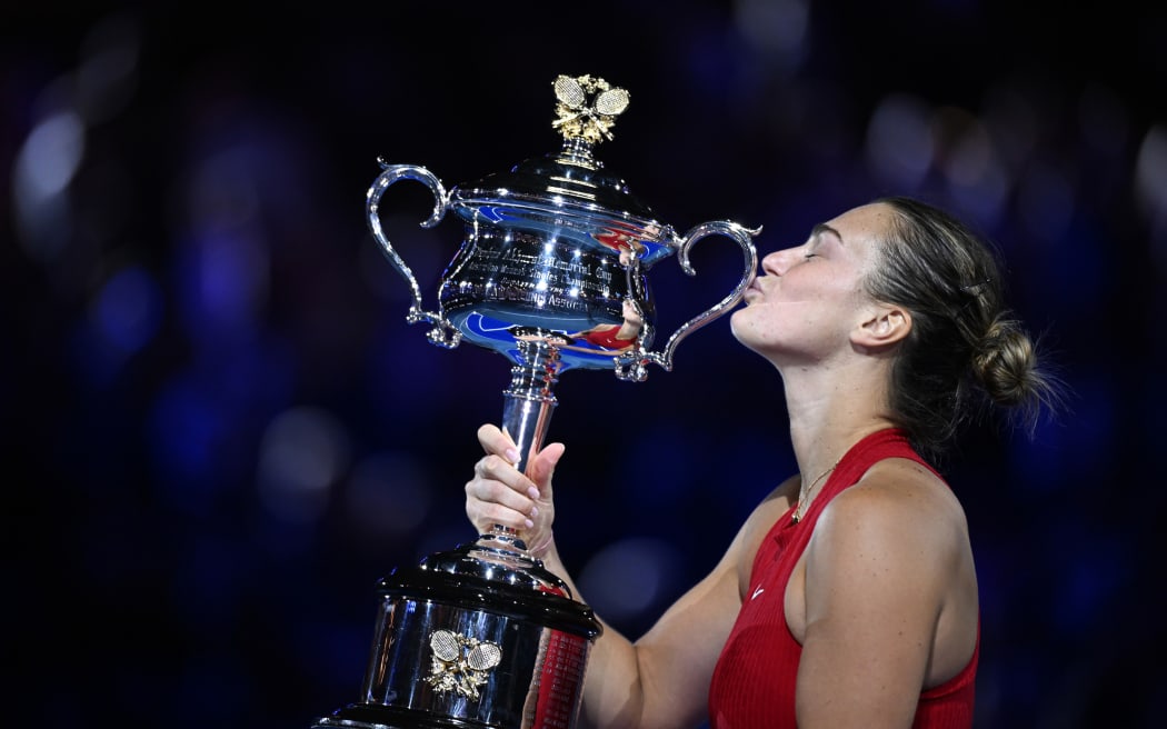 Sabalenka powers past anisimova into australian open quarter finals