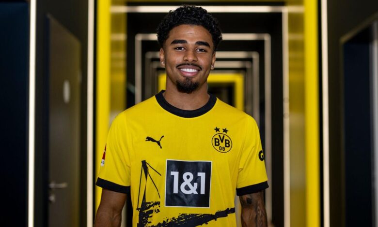 Dortmund sign maatsen on loan from chelsea