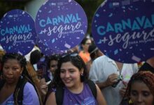 Party but don t touch rio works to make carnival safer for women