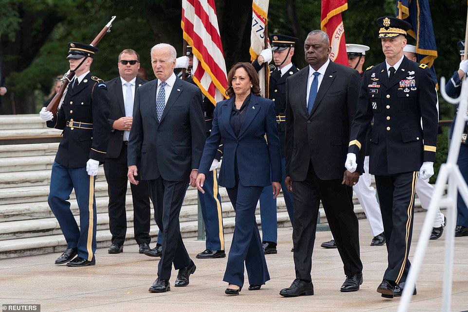 Biden defends pentagon chief austin after hospitalisation furor