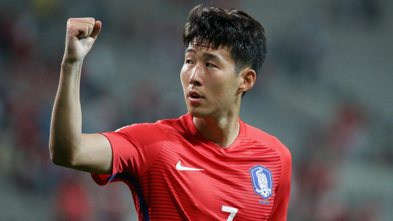 Psg s lee upstages misfiring son as s korea win asian cup opener