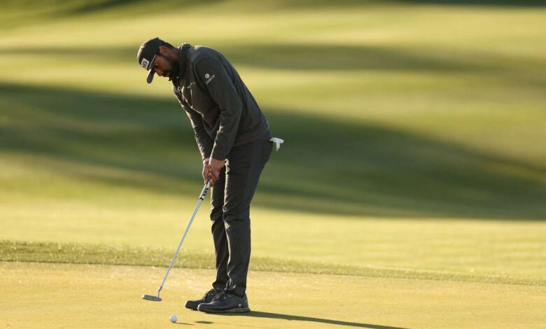 Theegala grabs early lead at rain hit pga phoenix open