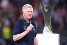 Moyes undecided over west ham future despite offer of new deal