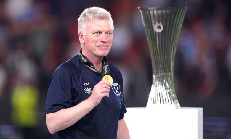 Moyes undecided over west ham future despite offer of new deal