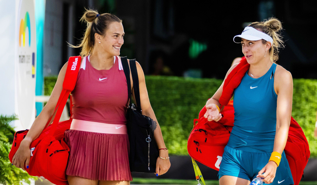 Sabalenka and sinner fire warning shots at australian open