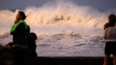 Reunion island residents hunker down as cyclone belal storms in