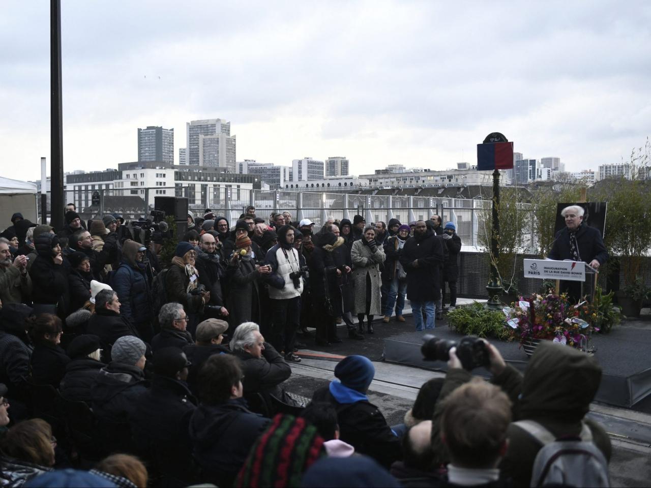 Paris names street after david bowie