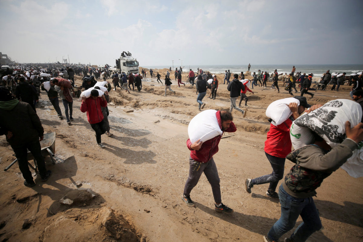 Un world food program suspends aid amid chaos in northern gaza