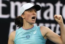 Top seed swiatek dumped out of australian open in third round