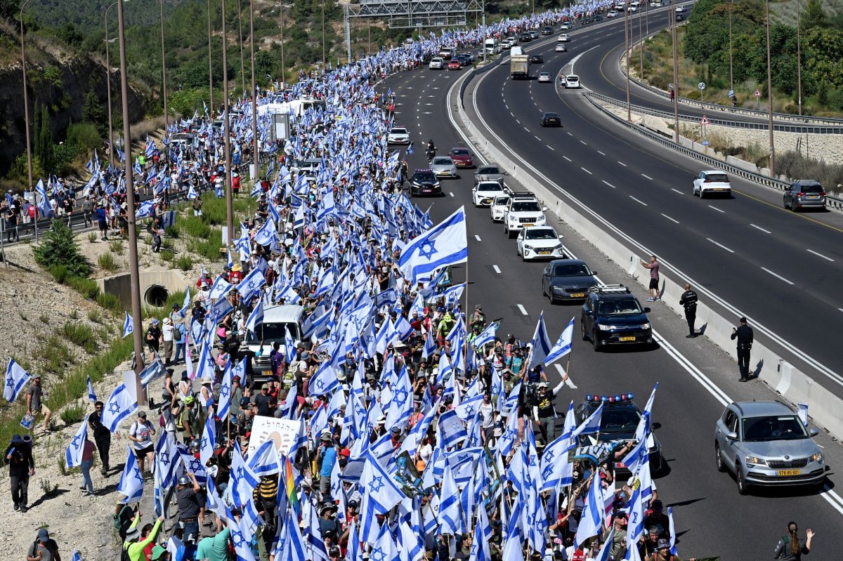 Rally in tel aviv protests across world pkg