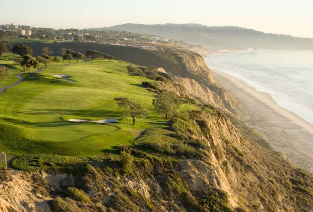 Taiwan s yu grabs one stroke lead at torrey pines