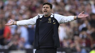 Pochettino under fire as chelsea crash birthday boy hojlund sparks man utd