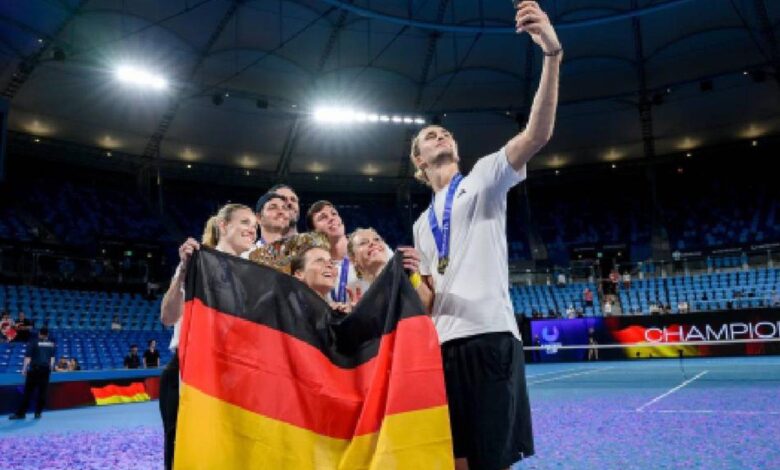 Zverev led germany beat swiatek s poland to win united cup