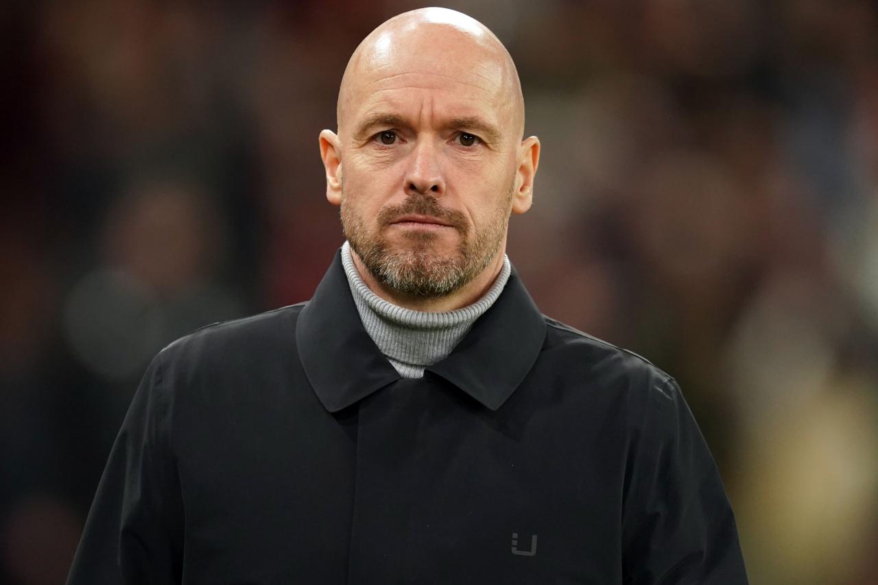 Ten hag won t rule out loan signings for man utd