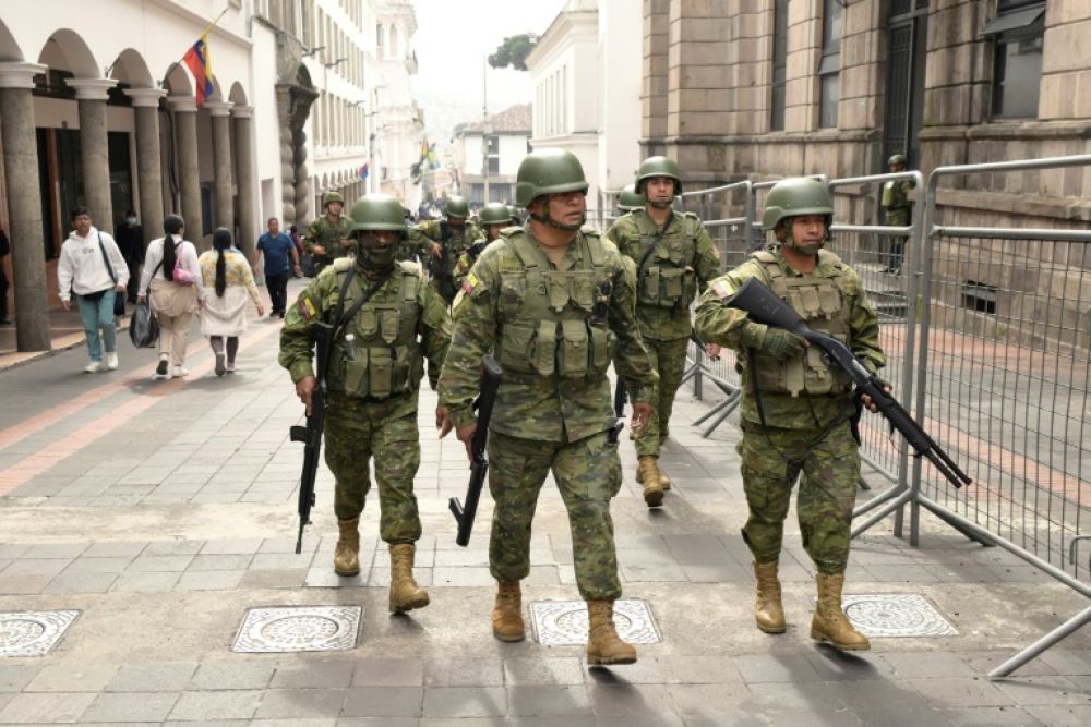 Soldiers on the street as ecuador declares war on drug cartels