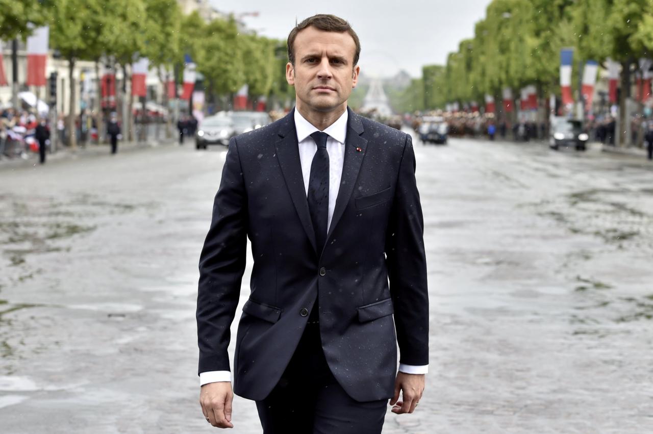 Macron rules out technocratic govt forms new right wing cabinet geared for political fight