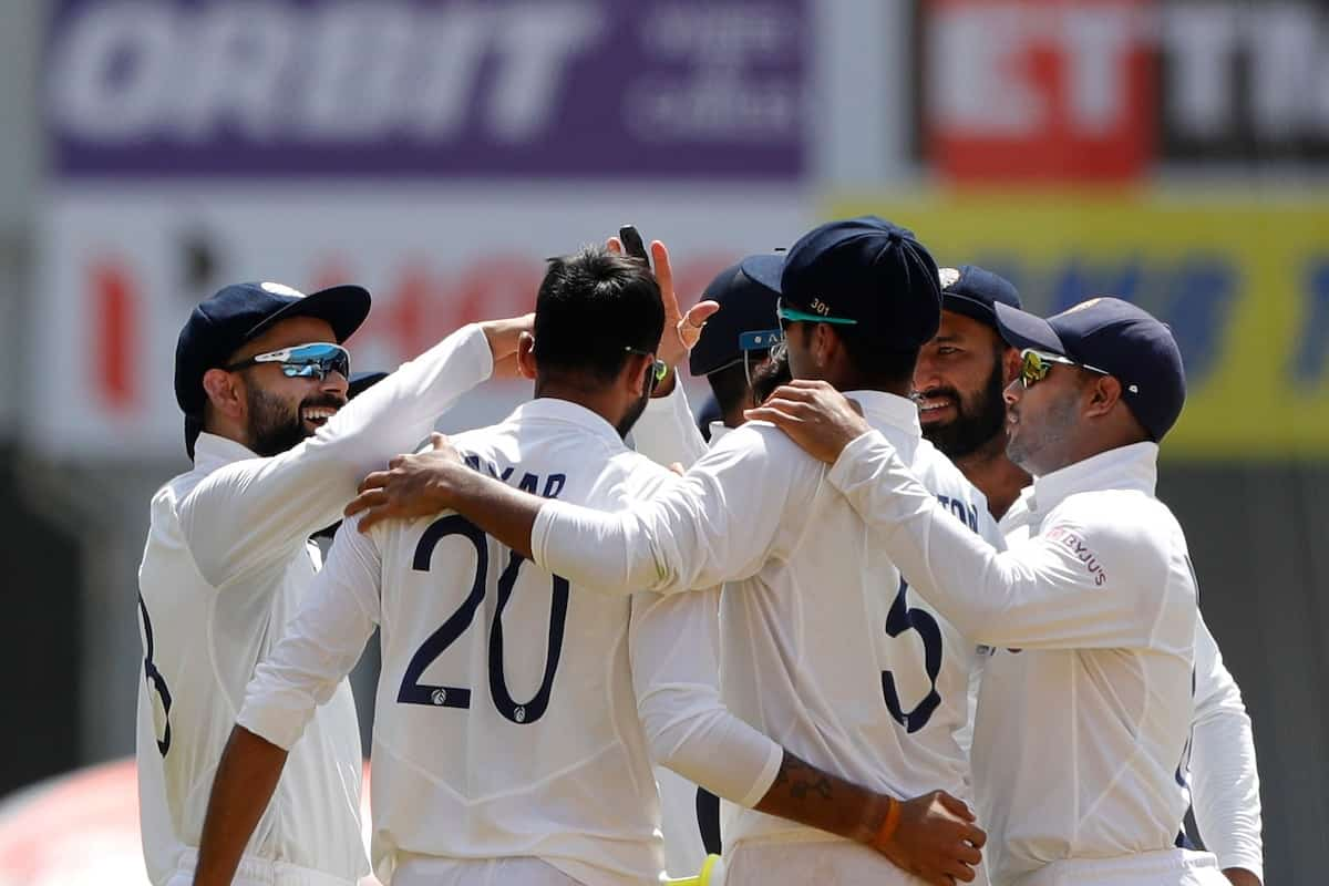 Root bags four but india finish 190 ahead of england