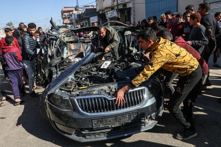 Al jazeera says two gaza journalists killed in israeli strike 1