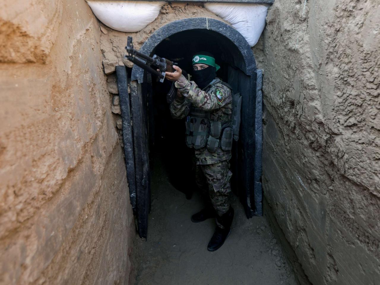 Tanks and tunnels khan yunis epicentre of gaza war