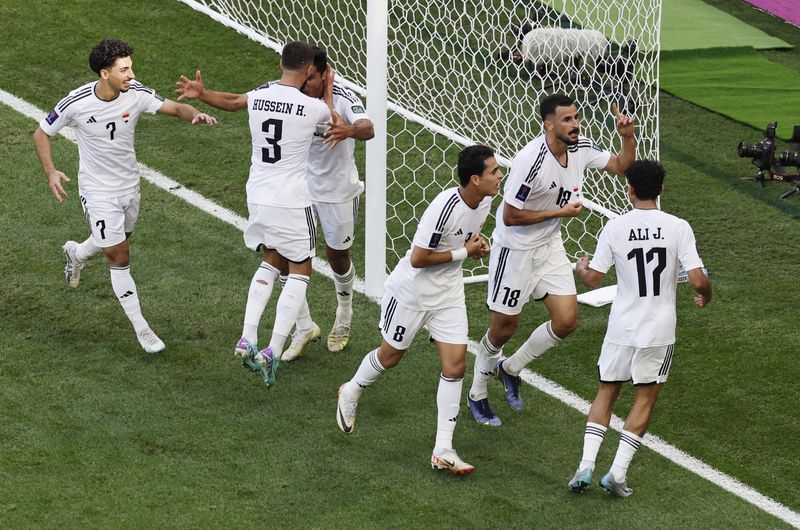 Iraq stun favourites japan to reach asian cup last 16