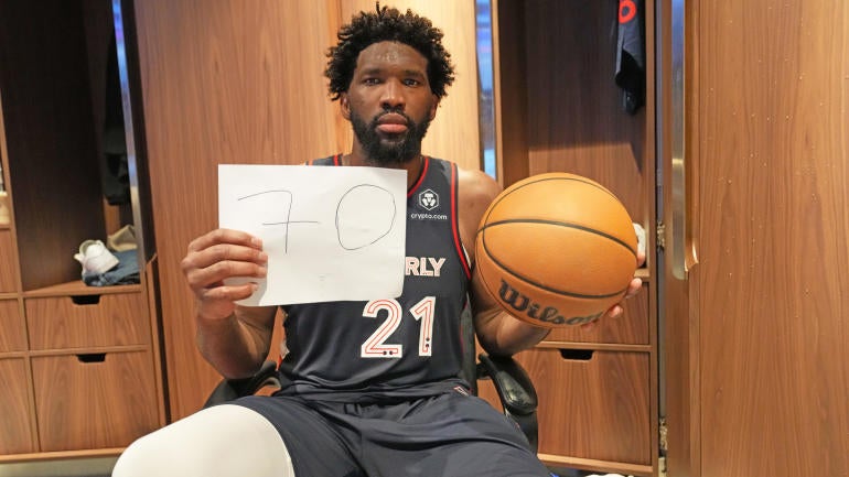 Brilliant embiid scores 70 as sixers down spurs