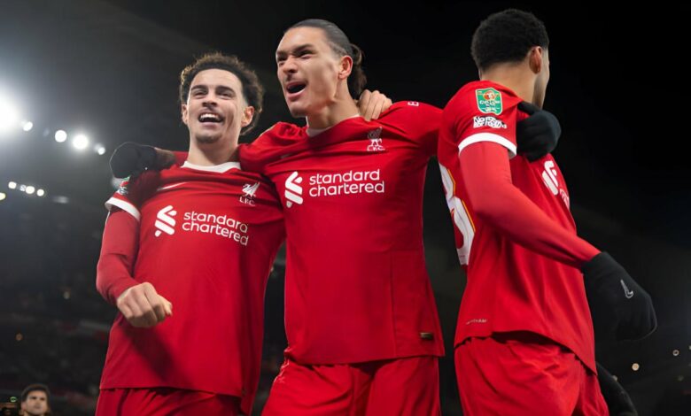 Liverpool fight back to take league cup semi final lead over fulham