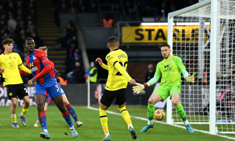 Chelsea late show deepens crystal palace crisis