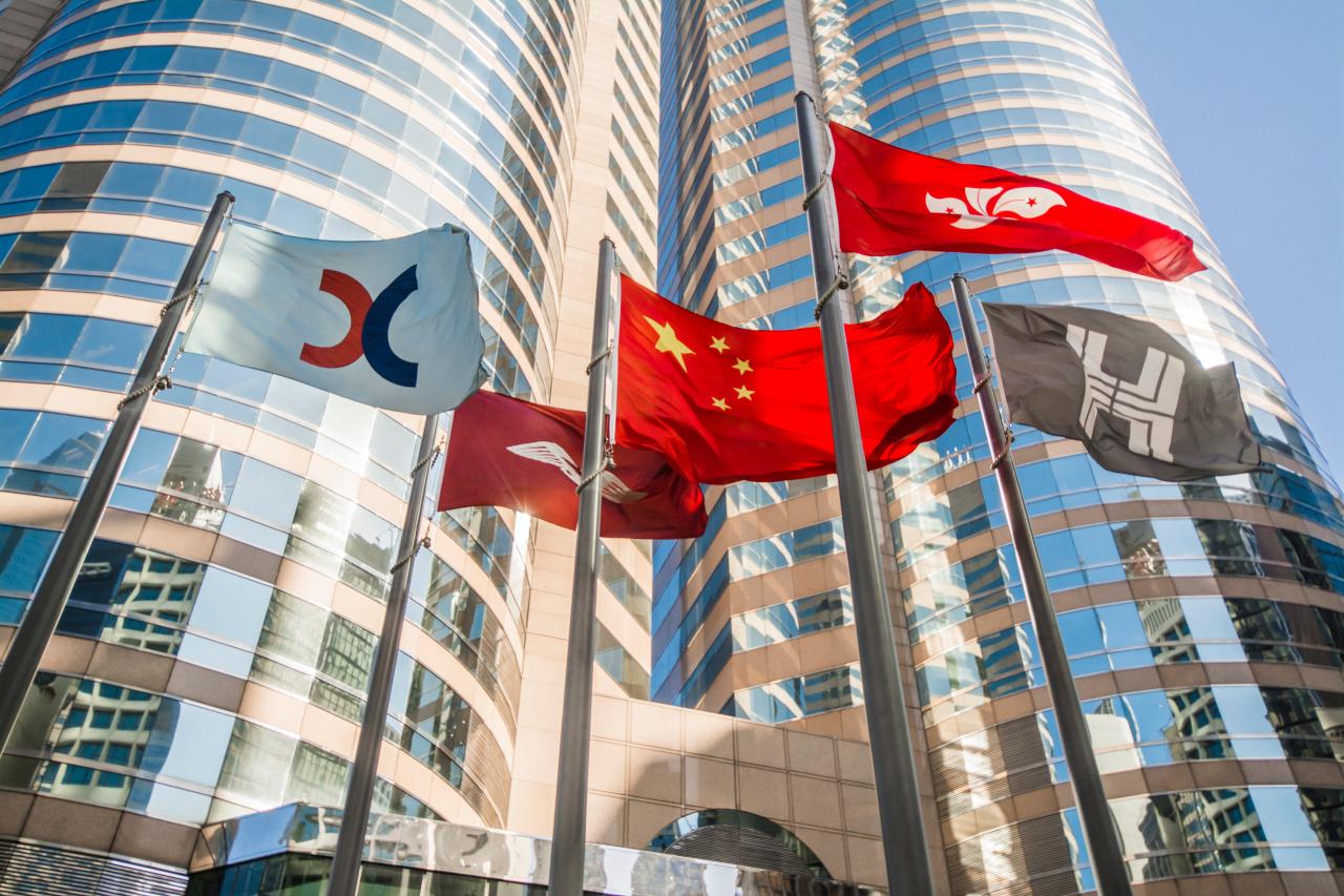 Asian markets track wall st higher as hong kong extends rally