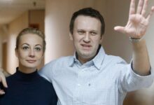 Navalny aide confirms his death as family calls for body to be returned