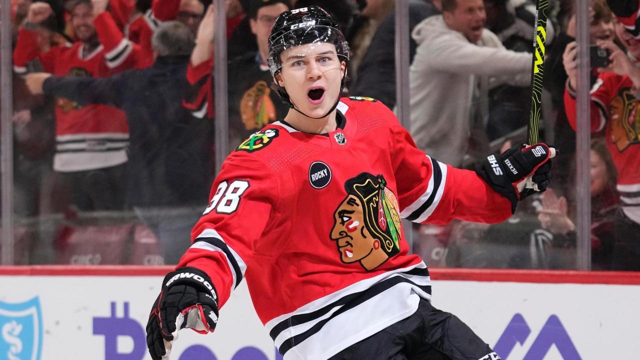 Blackhawks star rookie bedard sidelined with broken jaw